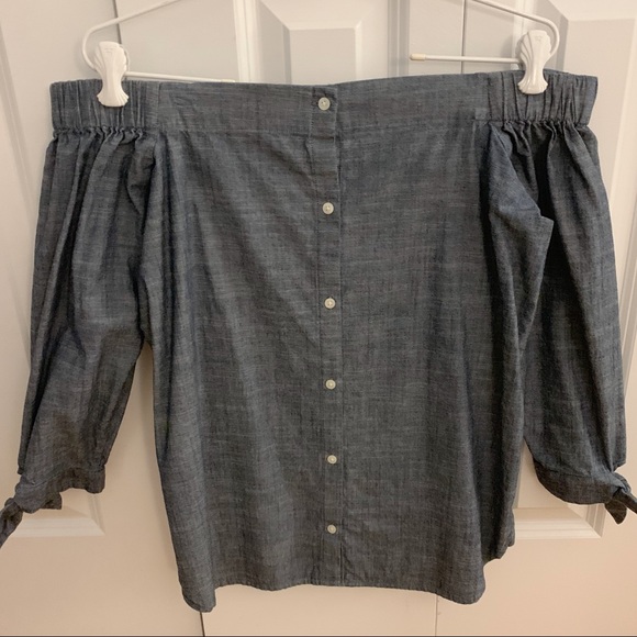 Banana Republic Off the Shoulder Jean Blouse - Picture 3 of 4